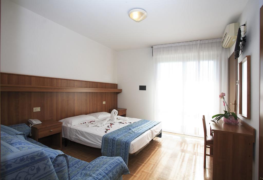 Hotel Aspe Μπιμπιόνε Εξωτερικό φωτογραφία